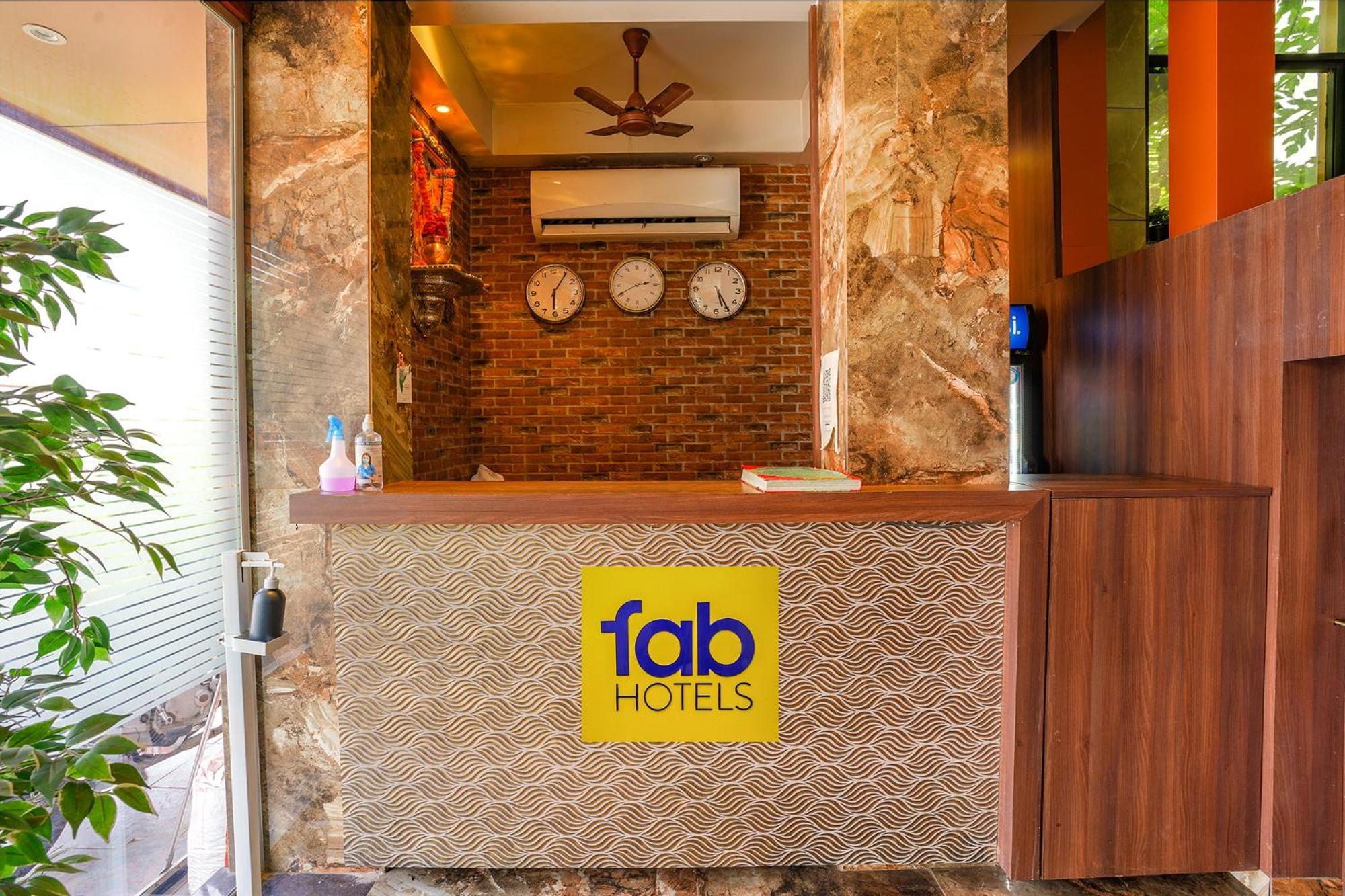 Fabexpress Super 7 Inn - Nr Rabale Station 나비뭄바이 외부 사진